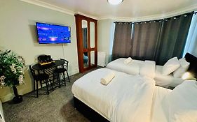 Sachi Hotel
